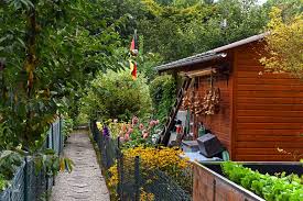 Think small — really small — with this adorable project. Why Germany S Little Gardens Are A Way Of Life