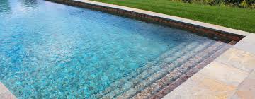 Queste piscine fuori terra sono dotate di un liner in pvc molto resistente che, unito ad una struttura in acciaio molto solida, permette loro di essere lasciate in giardino anche durante la stagione invernale. Home Garden Pool Realizzazione Piscine In Toscana
