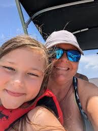 Marcy Knight's Instagram, Twitter & Facebook