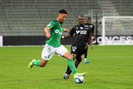 In winning 61.4% of his aerial battles, saliba is right in the. Why Arsenal Want Horrible William Saliba In The Starting Line Up According To Kevin Campbell Squawka