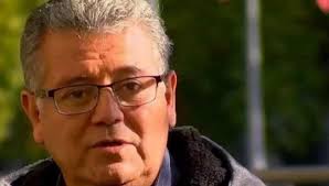 Falar sobre tv sempre foi um. Ex Garcom De Jo Soares Alex Passa Por Dificuldades E Vira Guia Turistico Para Sobreviver