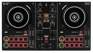 Ik's dj rig app is relatively similar in design to algoriddim's djay, being focussed around a pair of decks. The Best Ipad Dj Controller In 2021 Complete Review