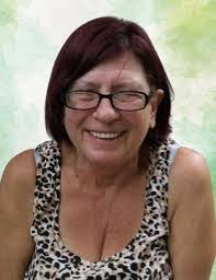 Elizabeth Hack's Instagram, Twitter & Facebook