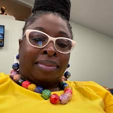 Special Thanks to "The Big Tigger Show" for having me today 💪🏾  #talenthouse #jameswalkeresq #gmajor Carlton Cp