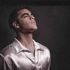 Nadie Simplemente Nadie by Daniel Robledo