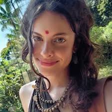 Eva 🌹 Visionary Artist (@evacachadina) • Instagram photos and videos