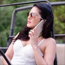 Image result for sunny leone sexy photo