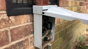 Blows fuses or trips circuit breaker. Quick Fuse N Go Bad Outdoor Ac Disconnect And Blown Fuse Youtube