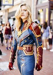 See The Best Cosplayers At San Diego Comic Con 2019 Spirit Halloween Costumes Mens Halloween Costumes Halloween Costumes Women