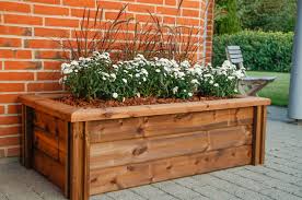 Pflanzkasten selber bauen selbst de. Pflanzkasten Und Hochbeete Holzland Dostler Holz Fur Bau Ausbau Und Garten