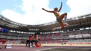 Malaika mihambo finds gold in the sand pit, winning the women's long jump for germany #worldathleticschamps pic.twitter.com/l8nn2qehoo. Fczhgctreyylqm