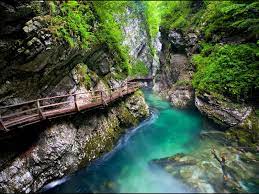 Graniczy z włochami , austrią , chorwacją oraz węgrami. Slowenia Chorwacja Istria Alpejska Perla Nad Adriatykiem Sigma Travel