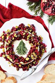 Take the stress out of christmas prep with these simple yet scrumptious recipes. 65 Crowd Pleasing Christmas Party Food Ideas And Recipes