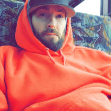 Running out of phone battery while watching favorite shows