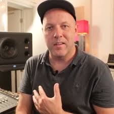 MIXING THE LICKERISH QUARTET 'LIGHTHOUSE SPACESHIP'