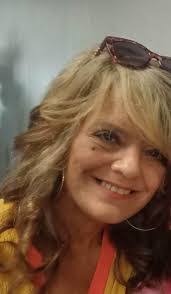 Amy Tomblin's Instagram, Twitter & Facebook