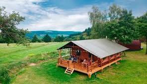 Volle rückerstattung / kostenlose umbuchung bei reisebeschränkungen Glamping Die 8 Besten Glamping Unterkunfte In Europa