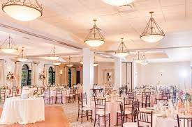 Wedding At The Club At Corazon In Dublin Ohio Sarah Rob Stephanie Kase Dublin Wedding Wedding Beach Theme Wedding