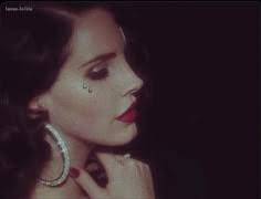 13 lana gif ideas to save today