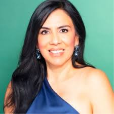 I need help from my network here 🙌 I'm taking my YouTube channel for  @iamkatweaver to the next level and I want the content to actually  resonate, not just be “topics I