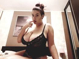 Sime Valentina-Maria - Free nude pics, galleries \u0026 more at Babepedia