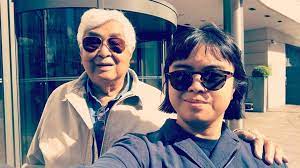 Abdul razak baginda was born in 1960. Rowena Abdul Razak Ø±ÙˆÛŒÙ†Ø§ Ø¹Ø¨Ø¯ Ø§Ù„Ø±Ø²Ø§Ù‚ On Twitter Happy Father Grandfather S Day Thank You For Everything Razakbaginda