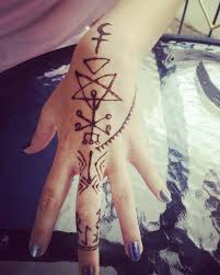 Lilith Astrological Lilith Satanic Lilith Sygil Henna Lilith Sataniclilithsygil Femininepower Runes Syg Body Art Tattoos Symbolic Tattoos Tattoo Designs