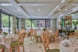 You can reserve your own private dining room and create a custom menu of their greatest hits, and they have a few options that work for groups of different sizes. Private Event Pricing Room Details Swan Coach House Atlanta Ga Swan Coach House Atlanta Ga
