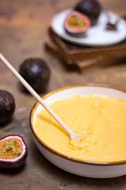 Curd Passion Creme Aux Fruits De La Passion Fruit De La Passion Recettes Aux Fruits Alimentation