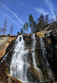 Hiking To Little Nellie And Foresta Falls Hiking Hiking Trails Yosemite