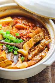 This kimchi stew is easy and delicious. What Is Kimchi Jjigae