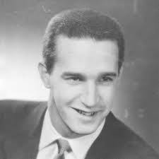 Robert Tammen's Instagram, Twitter & Facebook