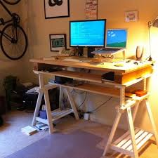 Pin Op Standing Desk