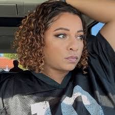 Goldie Ray's Instagram, Twitter & Facebook