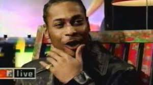 D'Angelo Covers Prince's 'She's Always In My Hair' Live at Spotify's  Studios