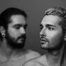 Stream songs including behind blue eyes. Musik Von Tokio Hotel Alben Lieder Songtexte Auf Deezer Horen
