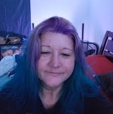 Michelle Dahlman's Instagram, Twitter & Facebook