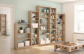 Las Estanterias De Madera Son Un Complemento Perfecto Para Decorar Y Organizar Tu Hogar Estanterias De Madera Decorar Estanteria Estanteria