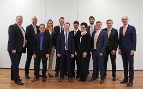 In this video ksaniia talks about her experiences at dit. Weiterbildungs Absolventen Bei Der Vr Bank Rottal Inn Eg Vr Bank Rottal Inn Eg