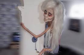 Sahar tabar from iran went through 50 surgeries to look like angelina jolie. Kembali Heboh Sahar Tabar Duplikat Angelina Jolie Ngaku Lehernya Patah