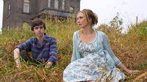 Bates Motel': Freddie Highmore Talks Sex, Incest, and Young Norman Bates