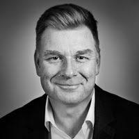 The Future of Mobility: Hydrogen and Electric