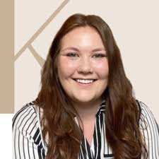 Katie Bea's Instagram, Twitter & Facebook