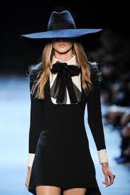 Saint Laurent Paris Ysl Costume Design Fairy Tale Fantasy Inspiration Dark Gothic Modern Witch Witchcraft Idees De Mode Mode Sombre Idees De Style