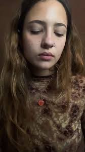 Should I put this on.. the album…???