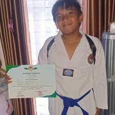 Daya tahan paru paru kardiovaskuler Kemampuan Seseorang Untuk Melakukan Kerja Dalam Waktu Yang Relatif Lama Disebut A Brainly Co Id