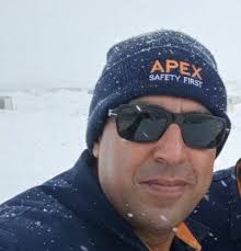 House cat 🏡😺 (home is where the cat is)