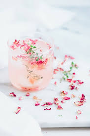 They can give your portraits or photobooth photos that extra pop to really here are 15 ideas for creating your own backdrop. 3 Diy Ways To Make Faux Marble Backgrounds For Under 30