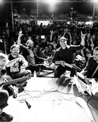 clondementtoficial • Instagram photos and videos