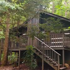 Holiday home is located in 7 km from the centre. Smoky Mountain Resort Dancing Bear Lodge
